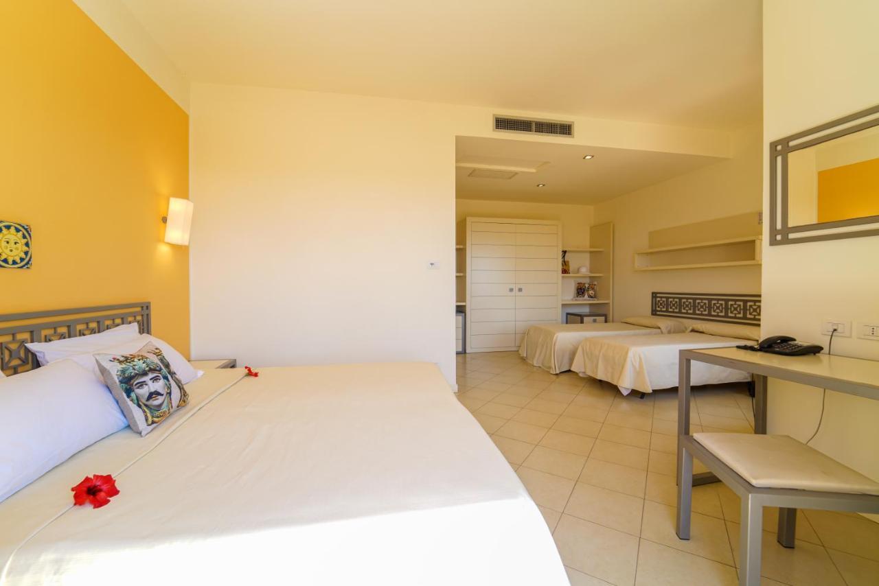 Classic Quadruple Room,707658385:JPEG